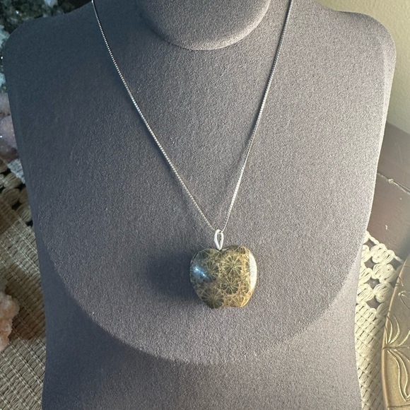 Green Coral Fossil Apple Shaped Pendant Necklace - Picture 8 of 15